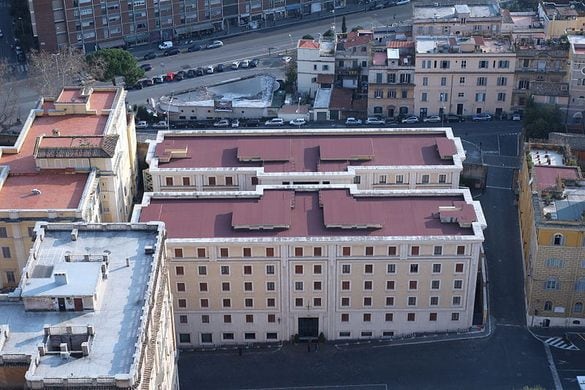 ¿Dónde duermen los cardenales durante el cónclave?